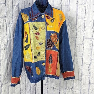 NEW DIRECTIONS Embroidered and Crochet Patches Fall Denim Jacket Small‎